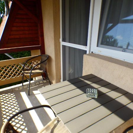Vitorlas Apartmanhaz Siófok Exterior foto