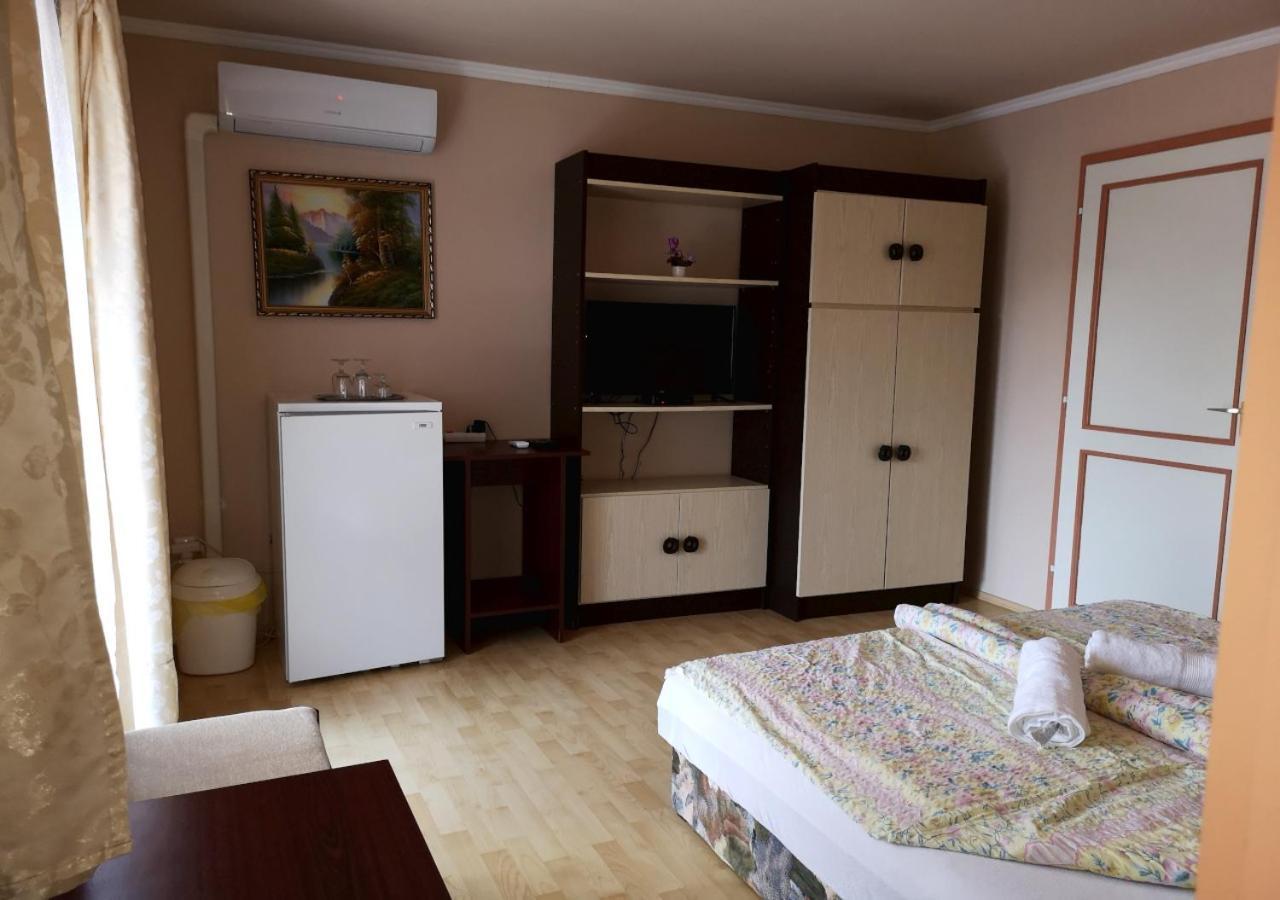 Vitorlas Apartmanhaz Siófok Exterior foto